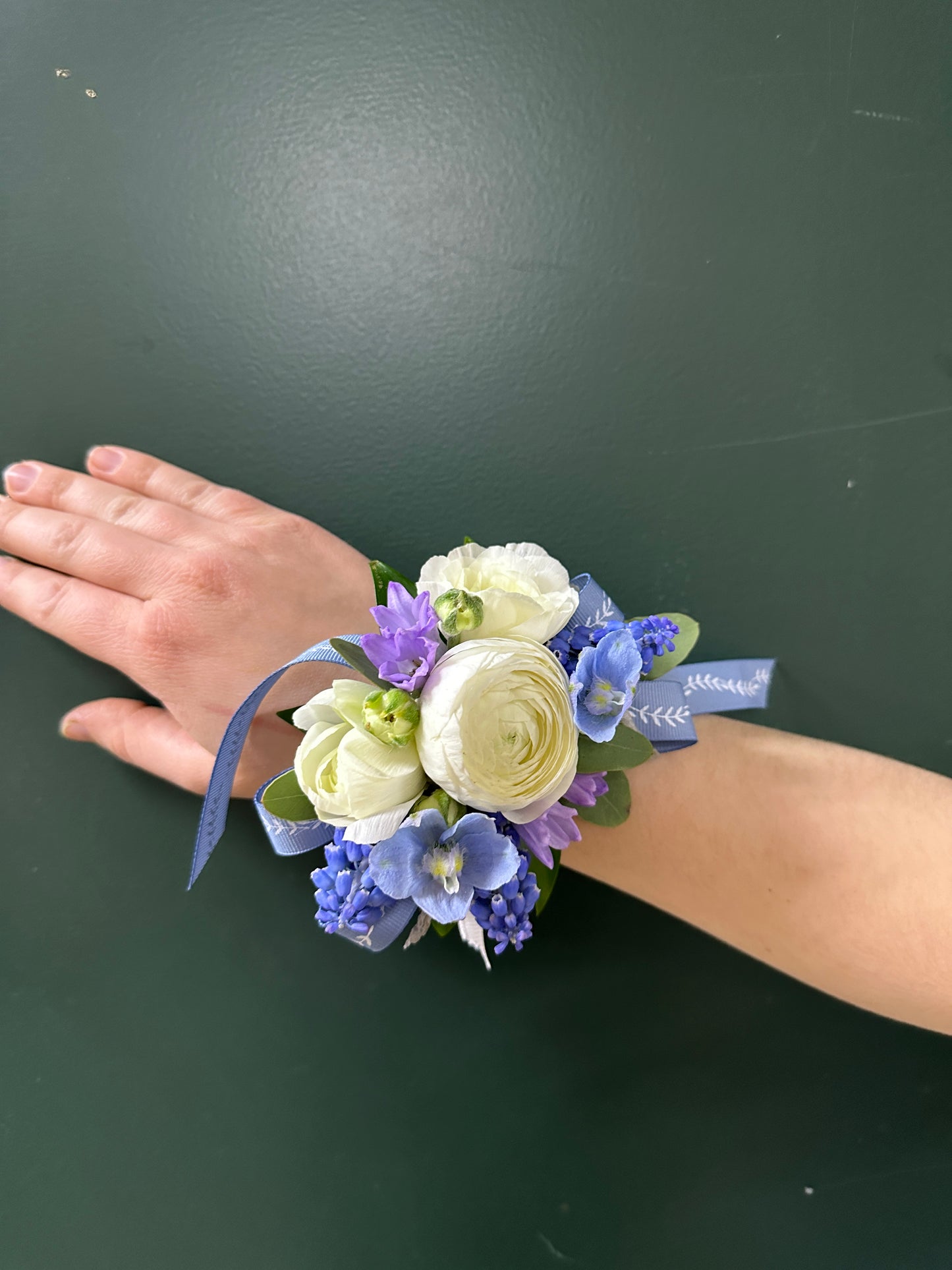 Premium flower corsage